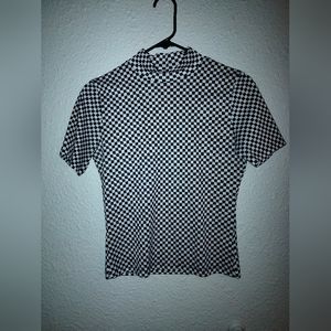 Black n white shortsleeved mock neck
